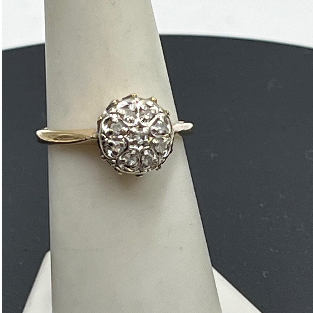 10k Gold Two Tone Round Domed Diamond Cluster Scalloped Setting   Ring Sz 7 Vint